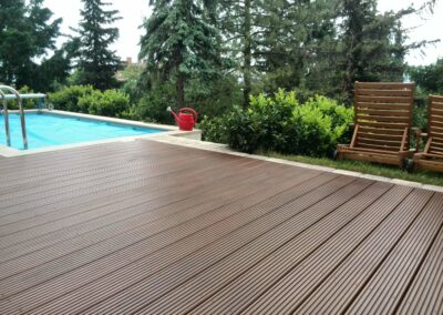 Trópusi fa teraszburkolat