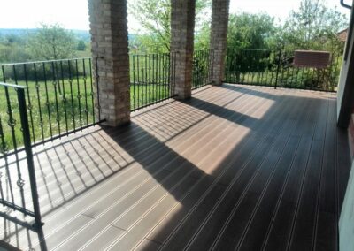 Erkély burkolás WPC teraszburkolattal