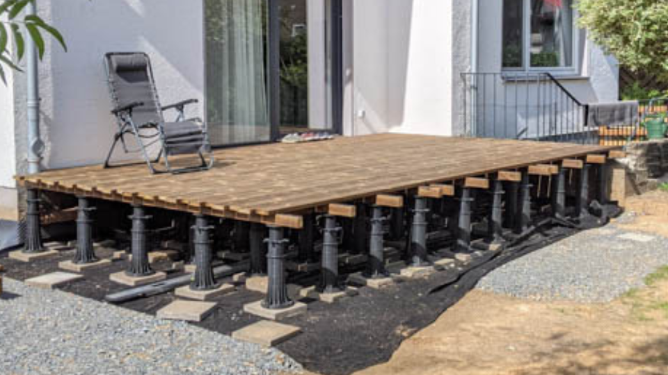 Max szintező talp referencia 3 Teraszburkolat állítható talpakon